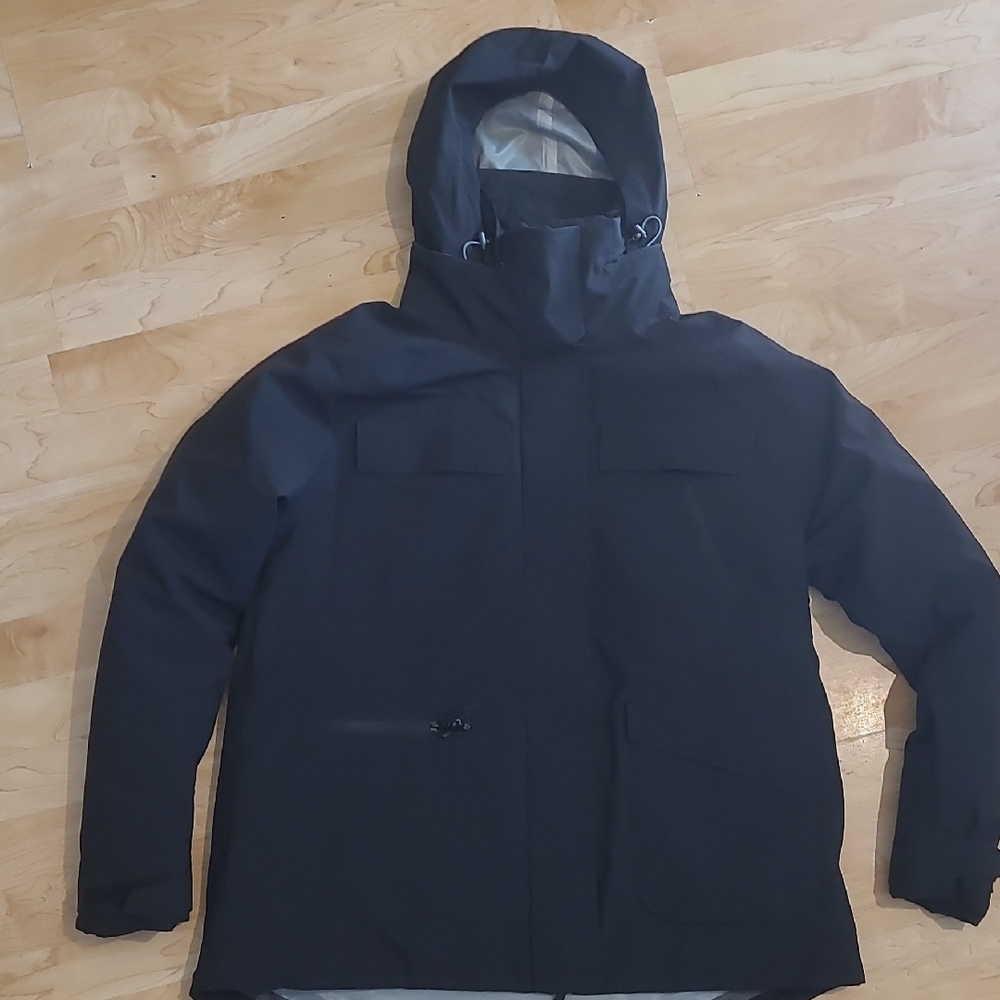 Womens's Black Hooded Jacket